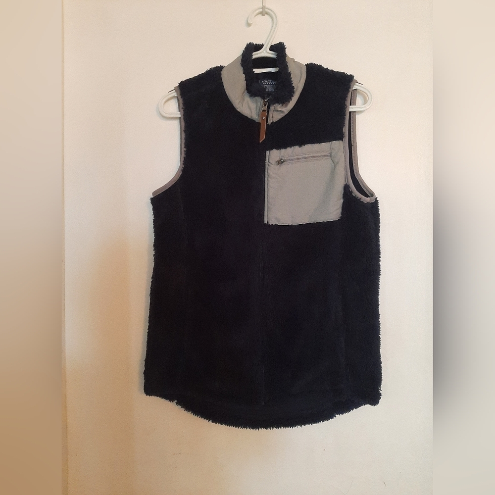 Charles River Apparel Women's Newport Vest size S